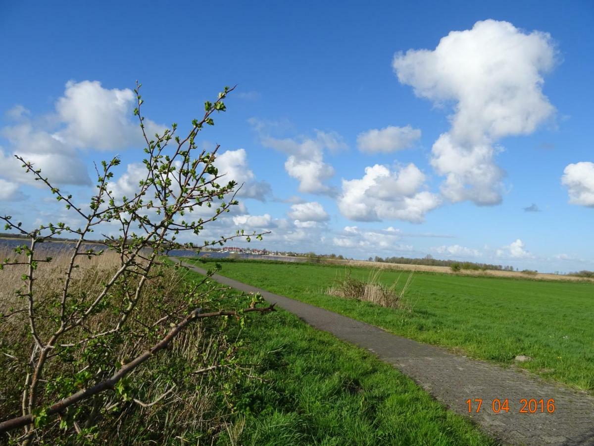 Vakantiehuisgalamadammen Met Ligplaats Boot Koudum Exterior foto