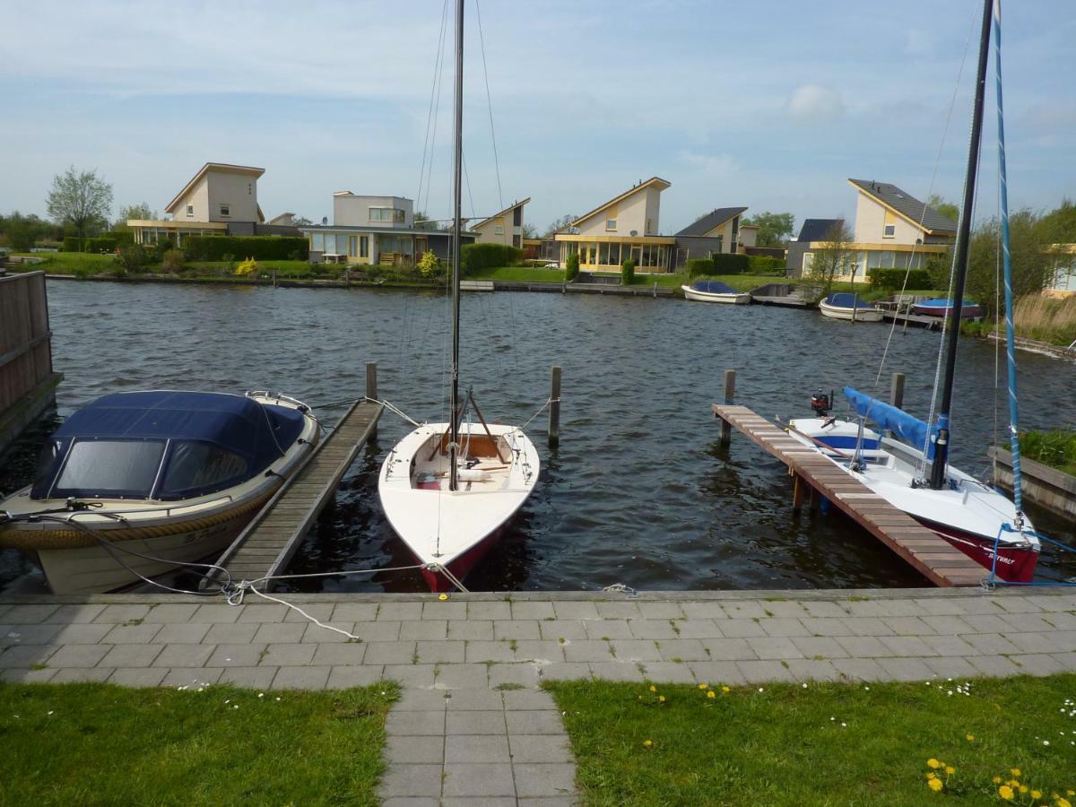 Vakantiehuisgalamadammen Met Ligplaats Boot Koudum Exterior foto