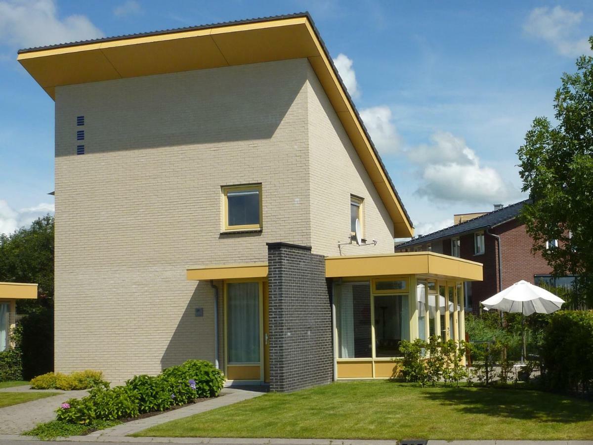 Vakantiehuisgalamadammen Met Ligplaats Boot Koudum Exterior foto